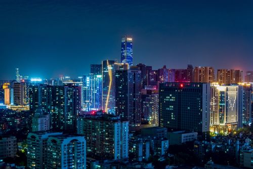 广州人不羁的灵魂,在天台释放